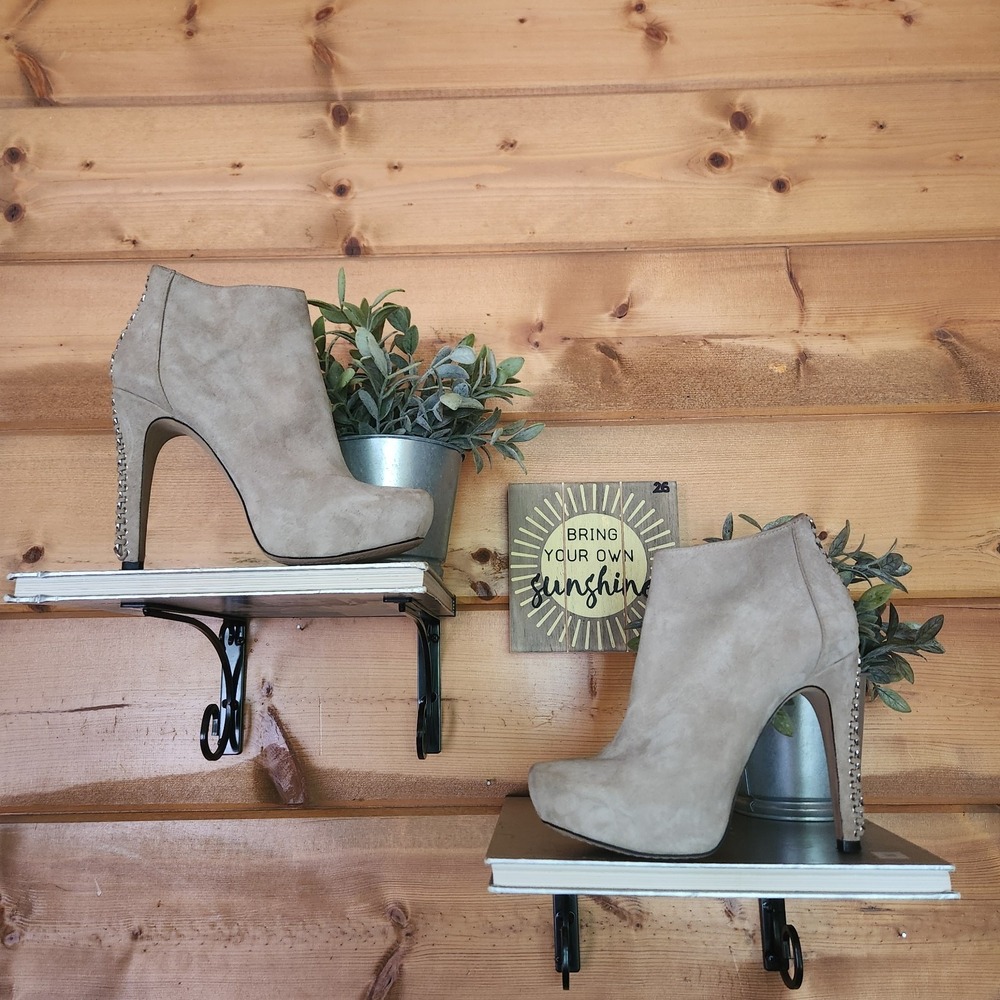 Vince Camuto Cannon Suede Platform Ankle Booties Chain Braid Lace Up Heels Sz 6B